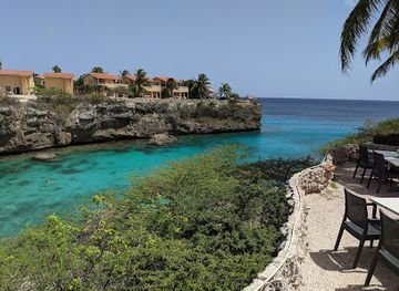 curacao/playa-jeremi/landmark/manor-knip