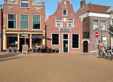 netherlands/west-friesland/landmark/eise-eisinga-planetarium