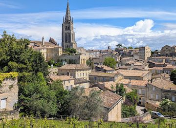 france/aquitaine-coast/landmark/monolithic-church-of-saint-emilion