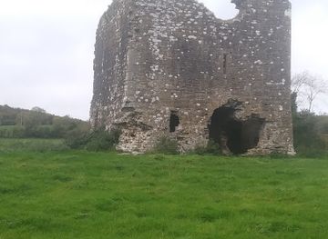 ireland/county-cavan/landmark/old-castle