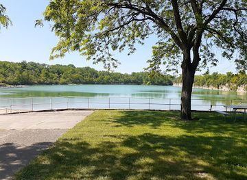 wisconsin/racine/landmark/quarry-lake-park