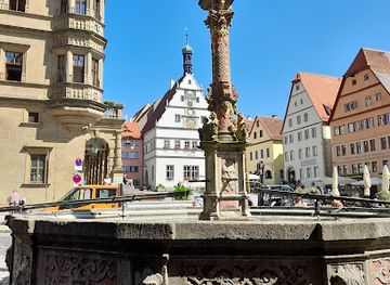 germany/rothenburg-ob-der-tauber/landmark/johannisbrunnen