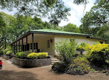 kenya/north-eastern-province/landmark/hyrax-hill-museum