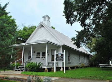 florida/fort-walton-beach/landmark/camp-walton-schoolhouse-museum