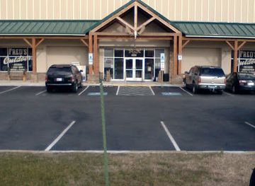 maryland/waldorf/landmark/fred-s-outdoors