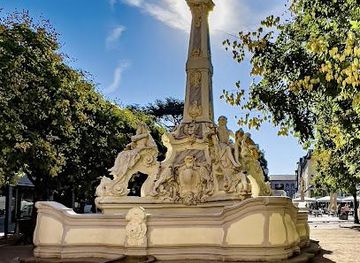 luxembourg/echternach/landmark/sankt-georgsbrunnen