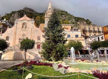 italy/taormina/landmark/taorminese-a-tourist-guide-in-taormina