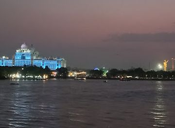 india/hyderabad/hussain-sagar/landmark/hussain-sagar-view-point