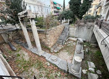 greece/athens/syntagma/landmark/roman-stoa
