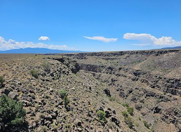 new-mexico/rio-grande-valley/landmark/rio-grande-rift-historical-marker