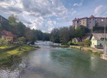 slovenia/posavje/landmark/zuzemberk-castle