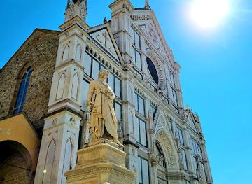 italy/florence/santa-croce/landmark/monument-to-dante-alighieri