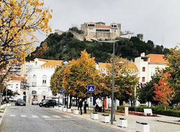 portugal/caldas-da-rainha/landmark/largo-5-de-outubro