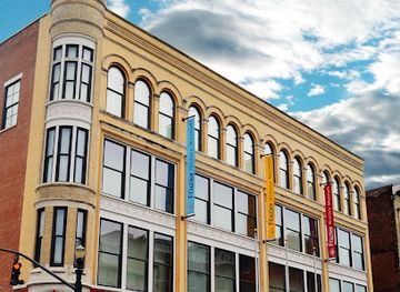 kentucky/louisville/downtown/landmark/frazier-history-museum