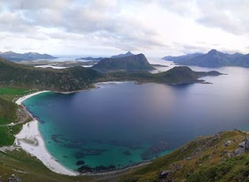 norway/lofoten-islands/landmark/mannen-400