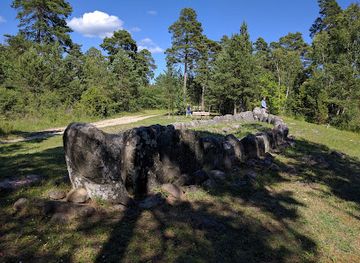 sweden/gotland/landmark/tjelvars-grav-boge