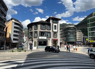 andorra/grandvalira/landmark/placa-de-la-rotonda