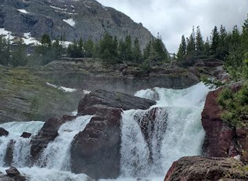 montana/glacier-national-park/landmark/redrock-falls