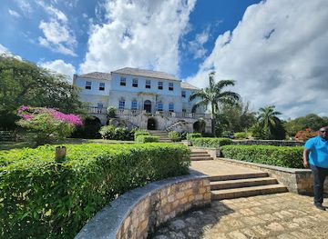 jamaica/montego-bay/rose-hall/landmark/main-street-rose-hall