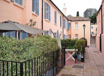 gibraltar/queen-s-road/landmark/admirals-place