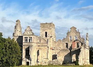 estonia/laanemaa/landmark/ungru-lossi-varemed