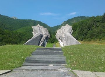 bosnia-and-herzegovina/sutjeska-national-park/landmark/sutjeska