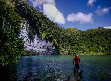 philippines/caraga/landmark/lake-bababu