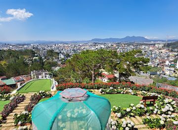 vietnam/dalat/landmark/da-lat-cable-car-station