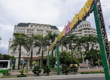 vietnam/nha-trang/nha-trang-cathedral/landmark/nha-trang-center