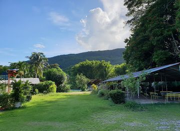 jamaica/south-coast/landmark/apple-valley-park