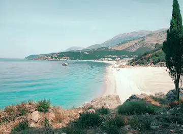 Spile Beach