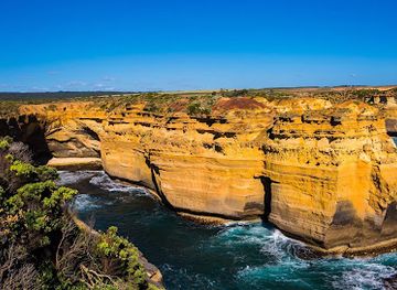 australia/the-twelve-apostles/landmark/thunder-cave
