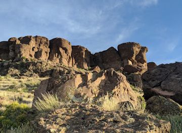 arizona/kingman/landmark/white-cliffs-wagon-trail