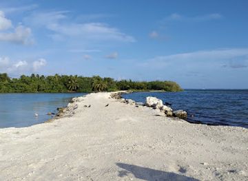 maldives/laamu-atoll/landmark/lake-laamu