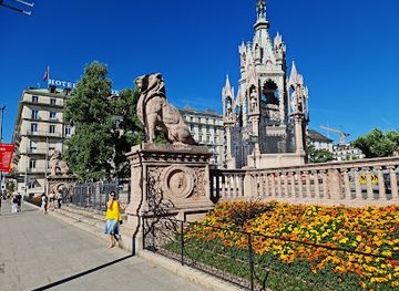 switzerland/geneva/les-paquis/landmark/brunswick-monument
