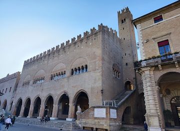 italy/rimini/landmark/palazzo-garampi