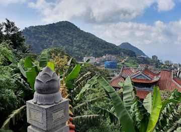 vietnam/tam-dao/landmark/lady-chua-thuong-ngan-temple