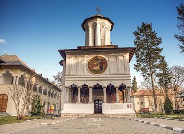 romania/valcea/landmark/mircea-cel-batran-park