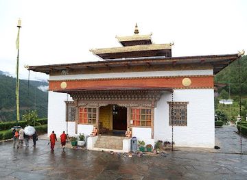 bhutan/wangdue-phodrang/landmark/wolakha-nunnery