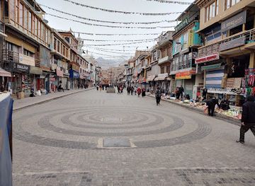 india/leh-ladakh/landmark/tibetan-market-main-bazaar