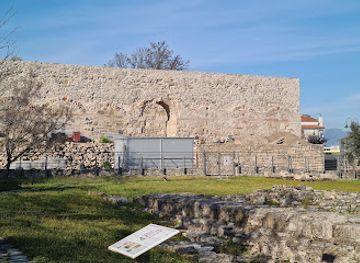 greece/larissa/landmark/bezesteni-larisas