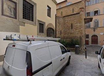 italy/san-gimignano/landmark/piazza-del-limbo-1