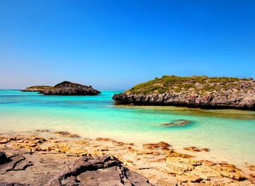 turks-and-caicos-islands/pine-cay/landmark/three-mary-cays