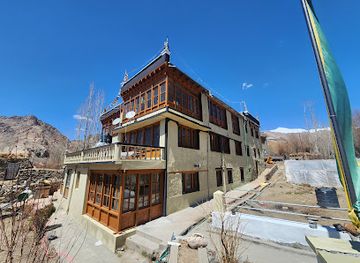 india/ladakh/landmark/avalok-homestay-hostel
