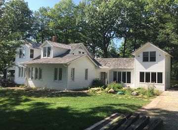 indiana/the-lakes-region/landmark/the-clemens-vonnegut-jr-house