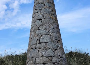 guernsey/st-pierre-du-bois/landmark/pierre-aux-rats
