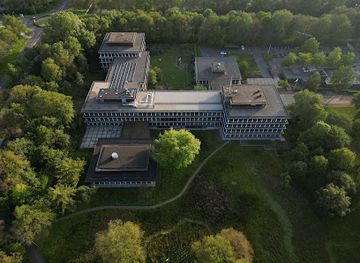 netherlands/drenthe-province/landmark/provinciehuis-drenthe