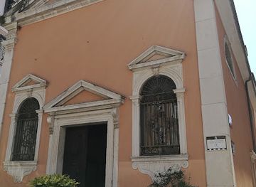 croatia/istria/landmark/trg-bratstva