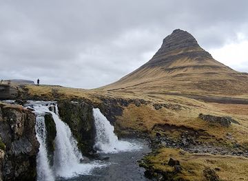 iceland/snæfellsnes-peninsula/landmark/kirkjufell-utsynisstaour