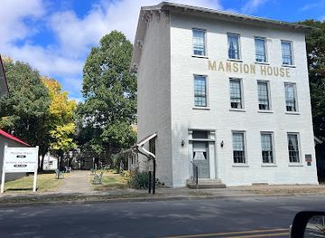 indiana/east-central-indiana/landmark/mansion-house-inn
